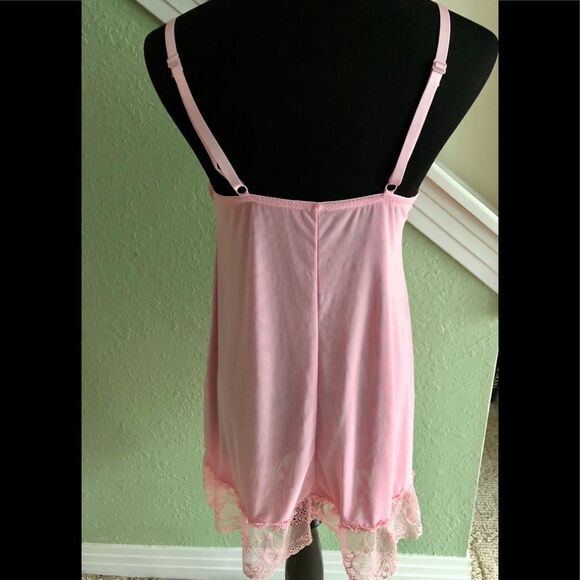 Beautiful lingerie by Rene Rofe in size XL - Picture 3 of 4